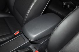 2012款现代朗动1.6L