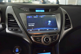 2012款现代朗动1.6L