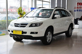 2013款比亚迪S6白金版2.0L手动尊贵型