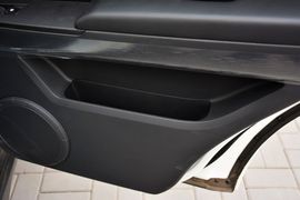 2014款双龙爱腾2.0T两驱自动精英柴油版