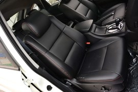 2014款双龙爱腾2.0T两驱自动精英柴油版