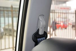 2014款双龙爱腾2.0T两驱自动精英柴油版