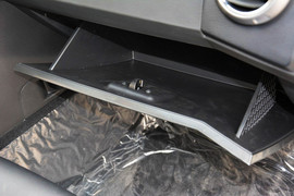 2014款双龙爱腾2.0T两驱自动精英柴油版