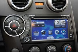 2014款双龙爱腾2.0T两驱自动精英柴油版