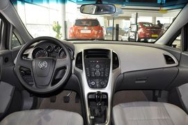 2014款别克英朗XT