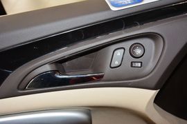 2014款别克君威2.4L