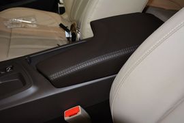 2014款别克君威2.4L