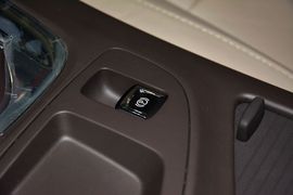 2014款别克君威2.4L