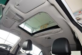 2013款比亚迪速锐1.5L手动豪华型