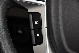 2013款比亚迪速锐1.5L手动豪华型