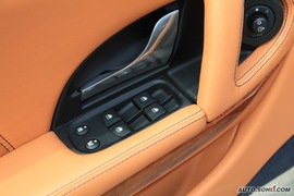 2009款玛莎拉蒂总裁行政版