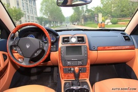 2009款玛莎拉蒂总裁行政版