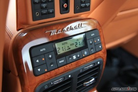 2009款玛莎拉蒂总裁行政版