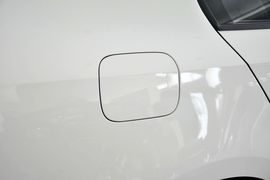 2014款大众速腾1.6L自动时尚型