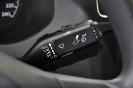 2014款大众速腾1.6L自动时尚型