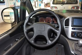 2014款东风风行菱智M5