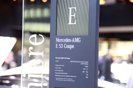 奔驰E53