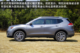 外出试驾2014款奇骏2.5L