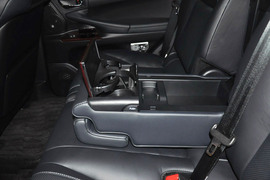 2013款雷克萨斯LX570