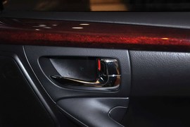 2013款雷克萨斯LX570