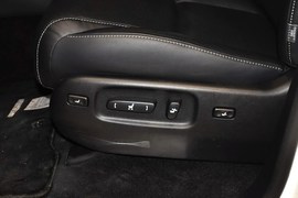 2013款雷克萨斯LX570