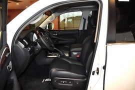 2013款雷克萨斯LX570