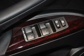2013款雷克萨斯LX570