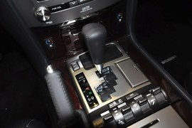 2013款雷克萨斯LX570