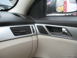 东风风神S30实拍