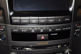 2013款雷克萨斯LX570