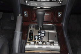 2013款雷克萨斯LX570