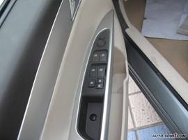 东风风神S30实拍