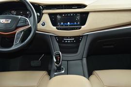   2018款 凯迪拉克XT5 28E 四驱铂金版