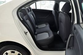 2013款斯柯达昕锐1.6L手动乐选型