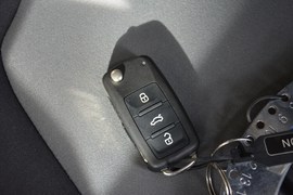 2013款斯柯达昕锐1.6L手动乐选型