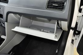 2013款斯柯达昕锐1.6L手动乐选型