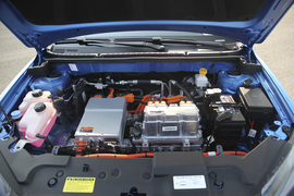 2018款吉利帝豪EV450尊贵版