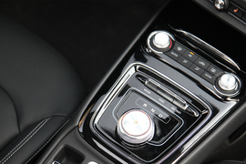 2018款荣威Ei5互联网旗舰版