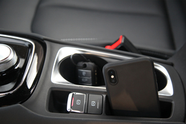 2018款荣威Ei5互联网旗舰版