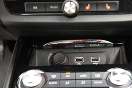 2018款荣威Ei5互联网旗舰版