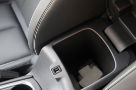 2018款荣威Ei5互联网旗舰版