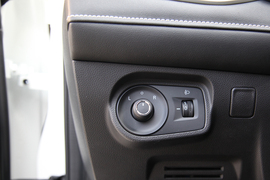 2018款荣威Ei5互联网旗舰版