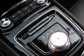 2018款荣威Ei5互联网旗舰版