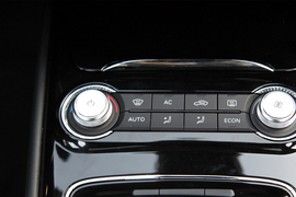 2018款荣威Ei5互联网旗舰版