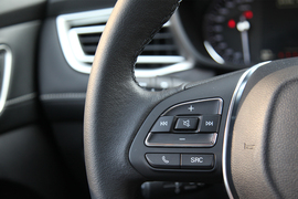 2018款荣威Ei5互联网旗舰版