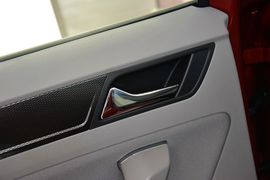 2014款大众宝来1.6L自动时尚型