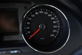 2014款大众宝来1.6L自动时尚型