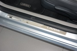 2013款大众朗行1.6L自动舒适型