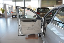 2013款大众朗行1.6L自动舒适型