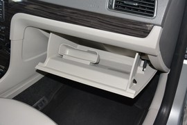 2013款大众朗行1.6L自动舒适型